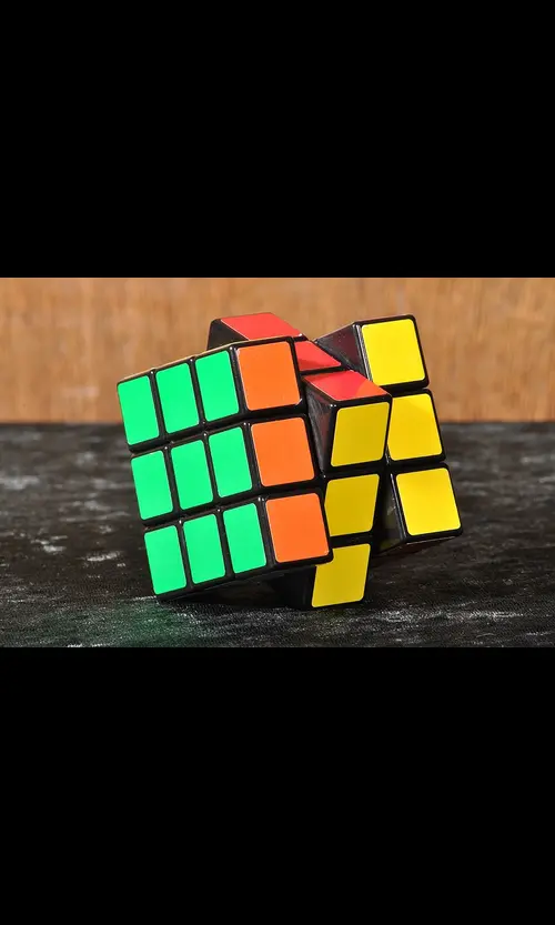 Robck Cube Rubik's Cube Record: 16-Year-Old in 1982 | The world Reviews